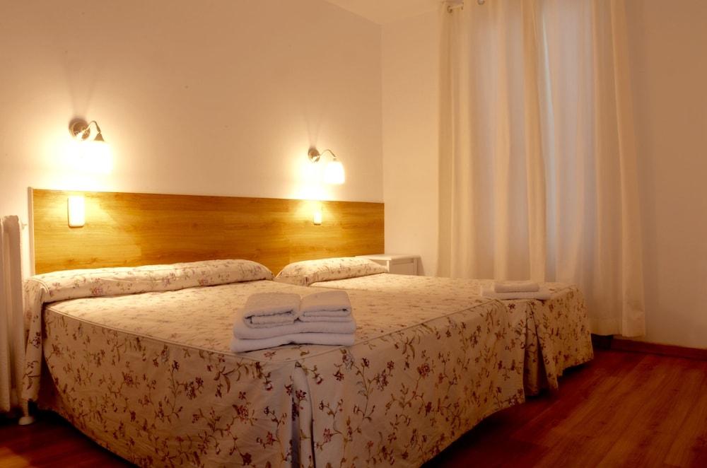 Hostal Nersan2 Madrid Exterior photo
